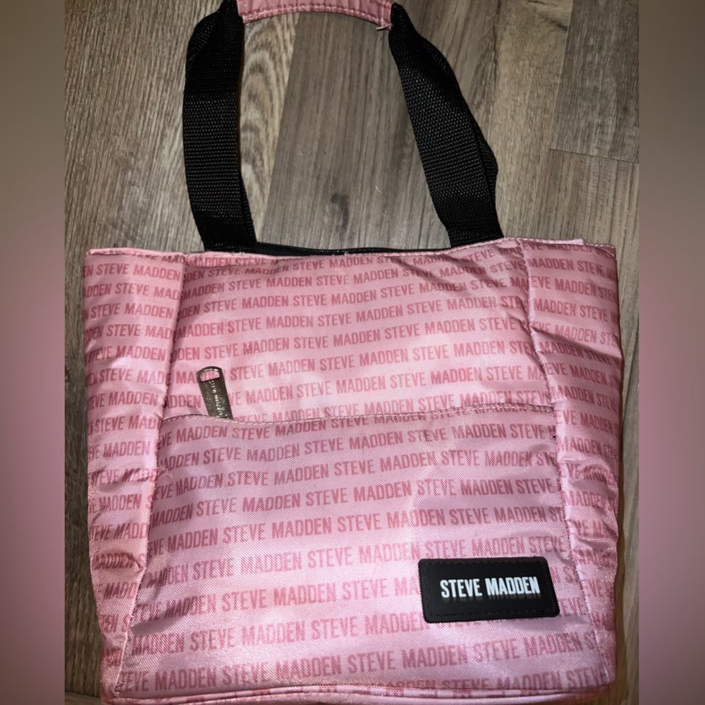 Steve Madden Lunch box tote